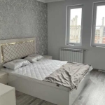 Дава се под наем Двустаен апартамент в Пловдив, Остромила - 60 кв.м за 375 € - Снимка #1