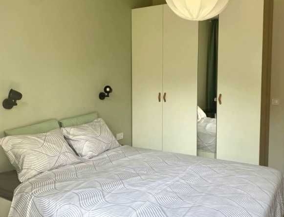 Дава се под наем Тристаен апартамент в София, Оборище - 70 кв.м за 1100 € - Снимка #1