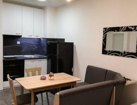 Дава се под наем Едностаен апартамент в София, Център - 35 кв.м за 400 € - Снимка #1