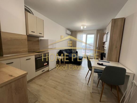 Дава се под наем Едностаен апартамент в Варна, Изгрев - 30 кв.м за 357 € - Снимка #1