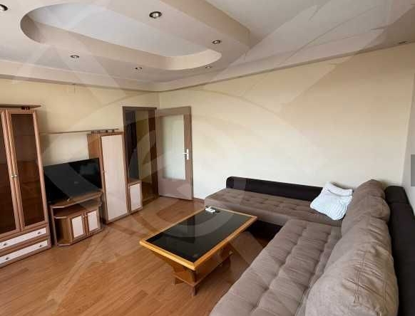 Тристаен апартамент в Пловдив, Център - 76 кв.м за 1644 €/кв.м - Снимка #1