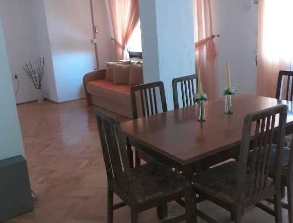 Дава се под наем Едностаен апартамент в Бургас, Победа - 35 кв.м за 198.9 € - Снимка #1