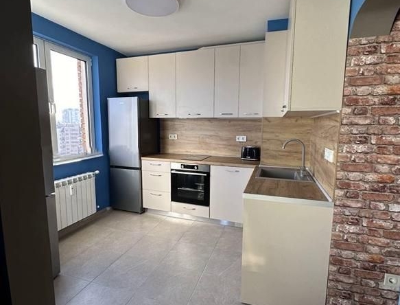 Дава се под наем Двустаен апартамент в София, Хиподрума - 64 кв.м за 747.66 € - Снимка #1