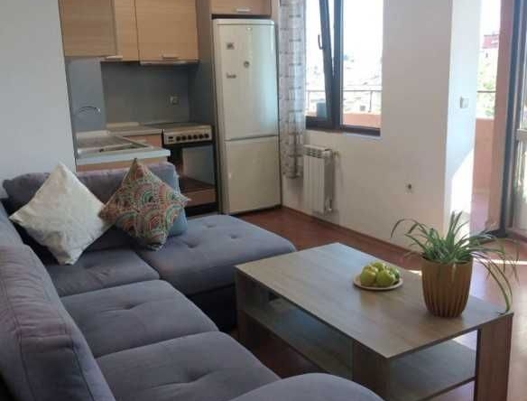 Дава се под наем Тристаен апартамент в София, Надежда 1 - 101 кв.м за 625 € - Снимка #1