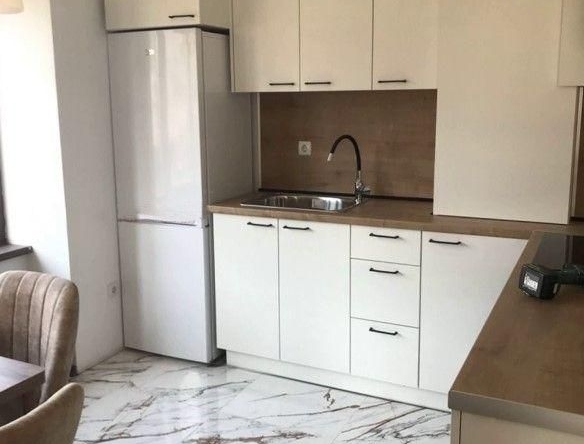 Дава се под наем Тристаен апартамент в София, Манастирски ливади - 100 кв.м за 799 € - Снимка #1