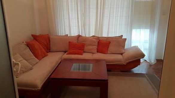 Дава се под наем Тристаен апартамент в Бургас, Възраждане - 70 кв.м за 102 € - Снимка #1