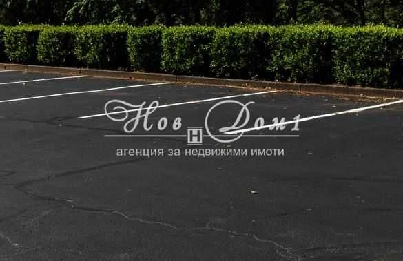 Гараж / Паркомясто в Варна, м-т Траката - 13 кв.м за 1024 €/кв.м - Снимка #1