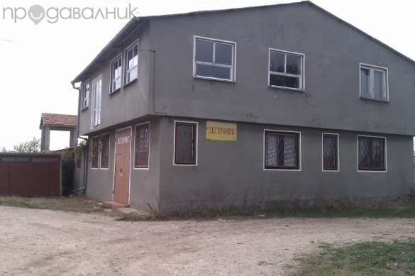 Промишлена сграда в с. Звездица, Област Варна - 550 кв.м за 264 €/кв.м - Снимка #1