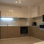 Дава се под наем Едностаен апартамент в Бургас, Лазур - 45 кв.м за 127.5 € - Снимка #1