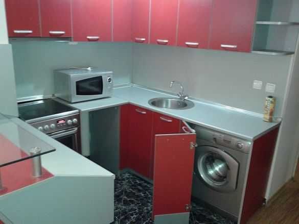 Дава се под наем Двустаен апартамент в Бургас, Възраждане - 85 кв.м за 240 € - Снимка #1