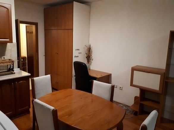 Дава се под наем Двустаен апартамент в Бургас, Възраждане - 45 кв.м за 175 € - Снимка #1