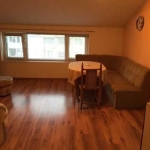 Дава се под наем Двустаен апартамент в Бургас, Възраждане - 40 кв.м за 120 € - Снимка #1