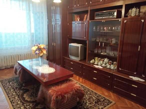 Дава се под наем Двустаен апартамент в Бургас, Меден рудник - зона А - 67 кв.м за 91.8 € - Снимка #1