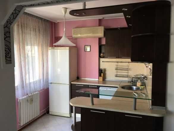 Дава се под наем Двустаен апартамент в Бургас, Лазур - 65 кв.м за 114.75 € - Снимка #1