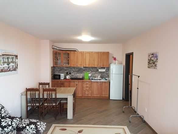 Дава се под наем Тристаен апартамент в Бургас, Сарафово - 90 кв.м за 229.5 € - Снимка #1