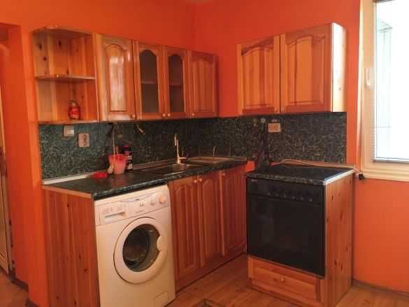 Дава се под наем  в Бургас, Зорница - 45 кв.м за 77 € - Снимка #1