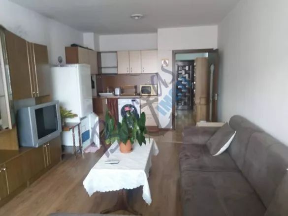 Дава се под наем Едностаен апартамент в Бургас, Възраждане - 44 кв.м за 255 € - Снимка #1