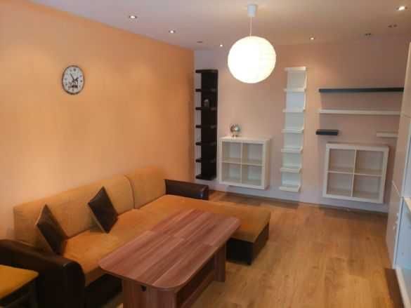 Дава се под наем Двустаен апартамент в София, Дружба 1 - 68 кв.м за 348.84 € - Снимка #1