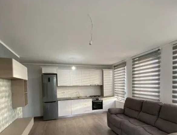 Дава се под наем Четиристаен апартамент в Пловдив, Въстанически - 102 кв.м за 510 € - Снимка #1