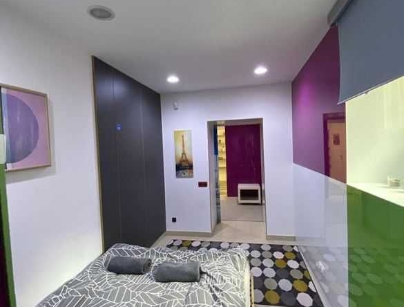 Тристаен апартамент в София, Оборище - 94 кв.м за 2128 €/кв.м - Снимка #1