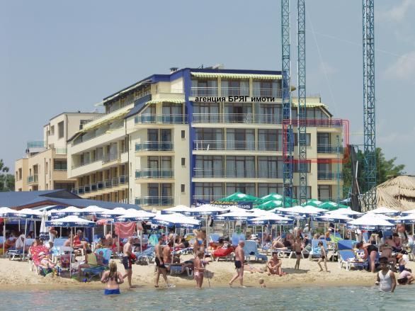 Двустаен апартамент в к.к. Слънчев бряг - 80 кв.м за 1500 €/кв.м - Снимка #1