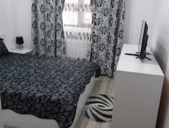 Дава се под наем Двустаен апартамент в Пловдив, Кършияка - 64 кв.м за 255 € - Снимка #1