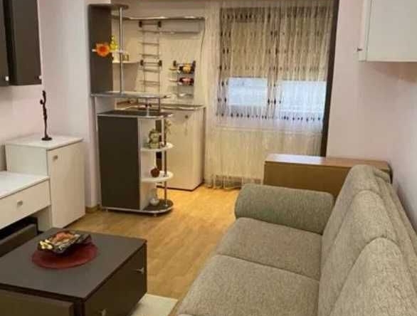 Дава се под наем Тристаен апартамент в Пловдив, Каменица 1 - 90 кв.м за 275.4 € - Снимка #1