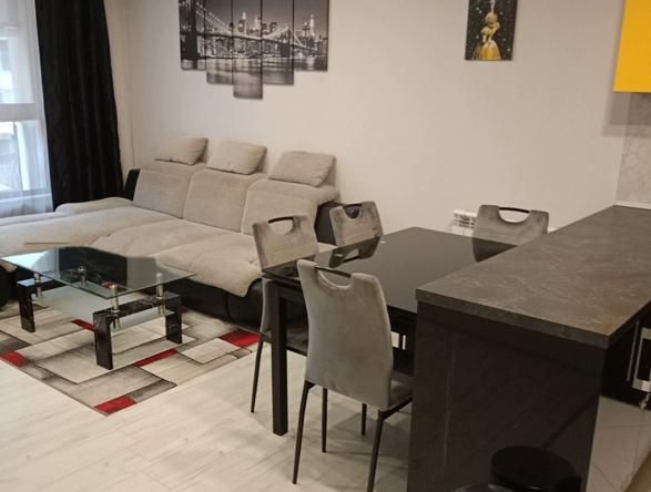 Дава се под наем Двустаен апартамент в София, Студентски град - 78 кв.м за 715 € - Снимка #1