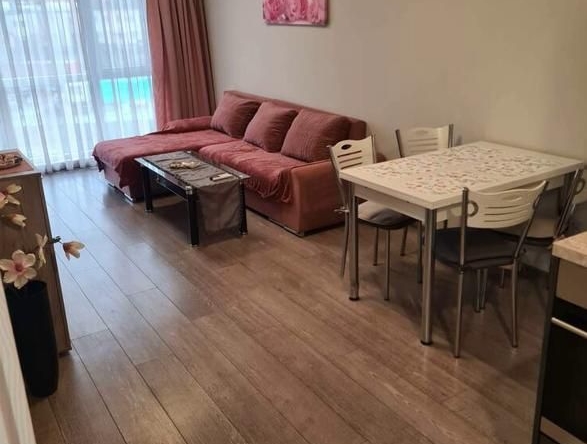 Дава се под наем Двустаен апартамент в Пловдив, Кършияка - 68 кв.м за 375 € - Снимка #1