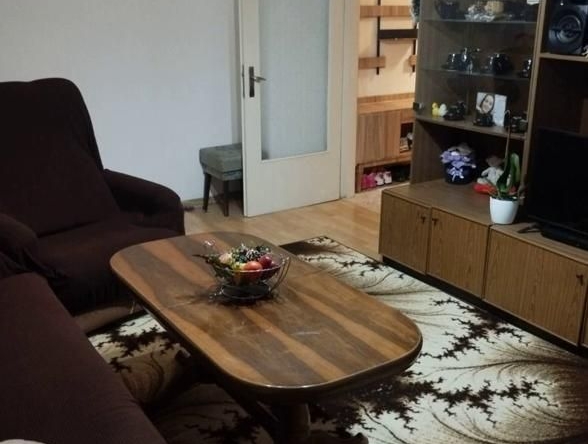 Дава се под наем Двустаен апартамент в София, Обеля 1 - 68 кв.м за 398.82 € - Снимка #1