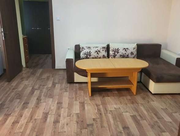 Дава се под наем Къща в София, Малинова долина - 70 кв.м за 500 € - Снимка #1