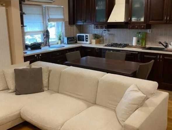 Дава се под наем Тристаен апартамент в Пловдив, Кършияка - 90 кв.м за 193.8 € - Снимка #1