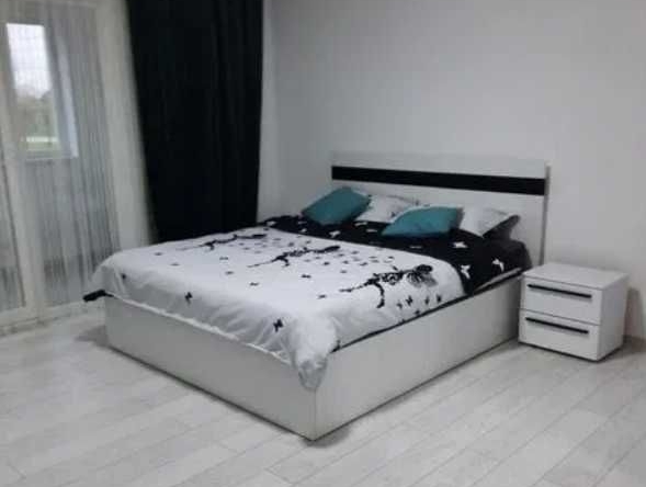 Дава се под наем Едностаен апартамент в Пловдив, Младежки Хълм - 57 кв.м за 183.6 € - Снимка #1