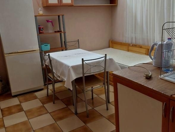 Дава се под наем Двустаен апартамент в Пловдив, Тракия - 60 кв.м за 325 € - Снимка #1