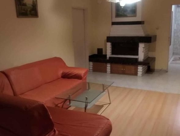 Дава се под наем Тристаен апартамент в София, Сухата река - 90 кв.м за 699 € - Снимка #1