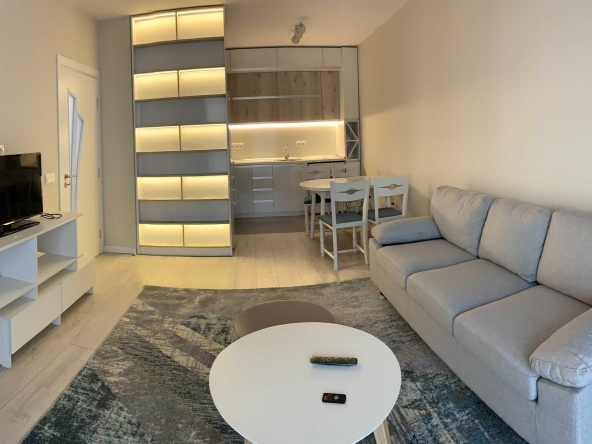 Дава се под наем Двустаен апартамент в София, Студентски град - 62 кв.м за 700 € - Снимка #1