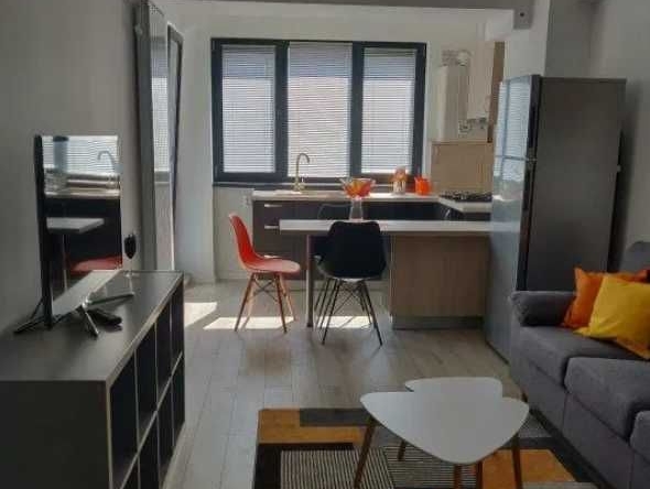 Дава се под наем Двустаен апартамент в Пловдив, Изгрев - 60 кв.м за 244.8 € - Снимка #1