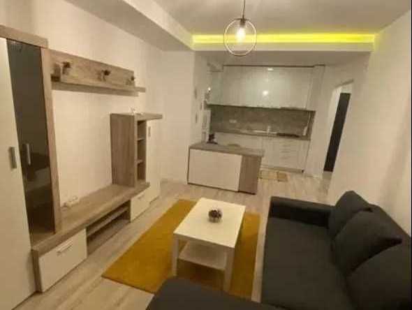 Дава се под наем Тристаен апартамент в Бургас, Славейков - 90 кв.м за 331.5 € - Снимка #1