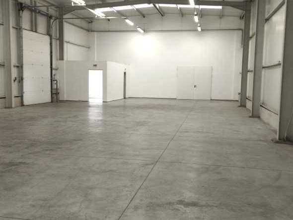 Дава се под наем Склад в София, Люлин 1 - 435 кв.м за 1865.07 € - Снимка #1