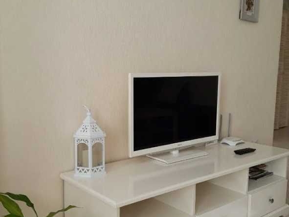 Дава се под наем Едностаен апартамент в Пловдив, Център - 23 кв.м за 112.2 € - Снимка #1