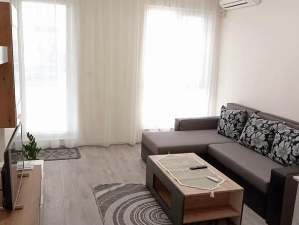 Дава се под наем Двустаен апартамент в Пловдив, Христо Смирненски - 57 кв.м за 400 € - Снимка #1