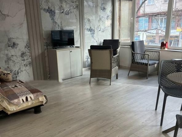 Дава се под наем Заведение в София, Красно село - 75 кв.м за 1425.96 € - Снимка #1