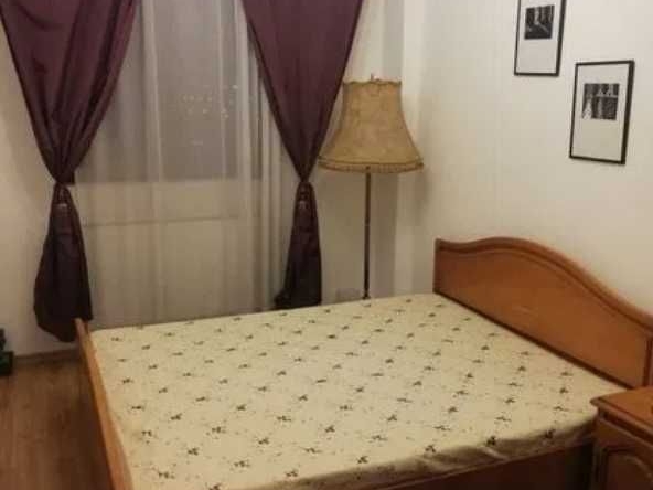 Дава се под наем Двустаен апартамент в Пловдив, Каменица 1 - 60 кв.м за 219.3 € - Снимка #1