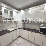 Дава се под наем Тристаен апартамент в Варна, Център - 65 кв.м за 650 € - Снимка #1