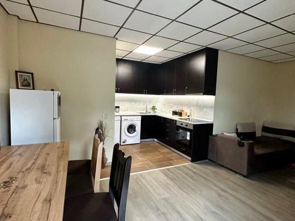 Дава се под наем Двустаен апартамент в София, Обеля - 85 кв.м за 450 € - Снимка #1