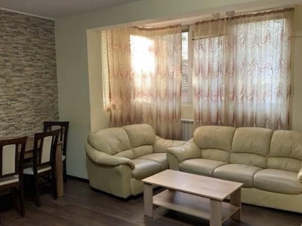 Дава се под наем Тристаен апартамент в София, Борово - 90 кв.м за 749 € - Снимка #1