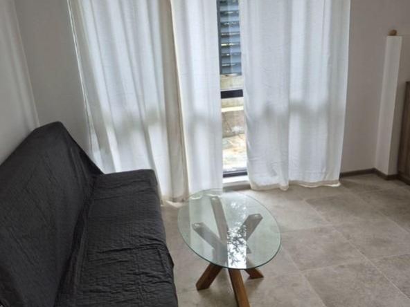 Дава се под наем Двустаен апартамент в София, Младост 4 - 126 кв.м за 850 € - Снимка #1