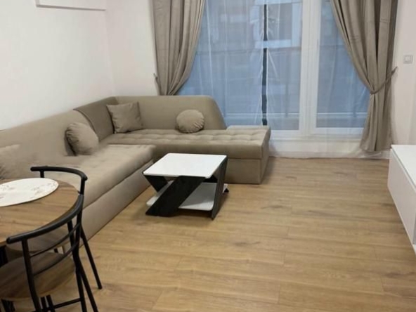 Дава се под наем Двустаен апартамент в София, Младост 4 - 71 кв.м за 697.17 € - Снимка #1