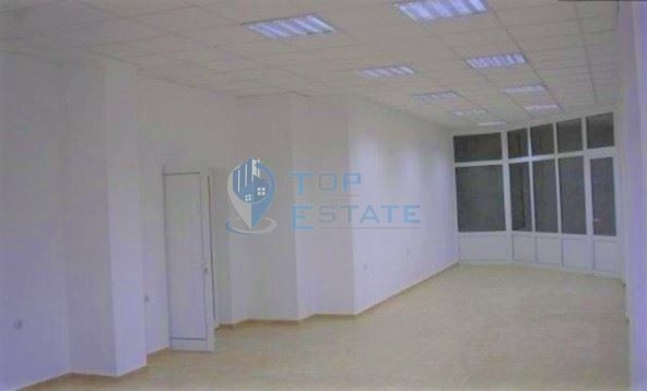 Магазин в Велико Търново, Колю Фичето - 147 кв.м за 590 €/кв.м - Снимка #1