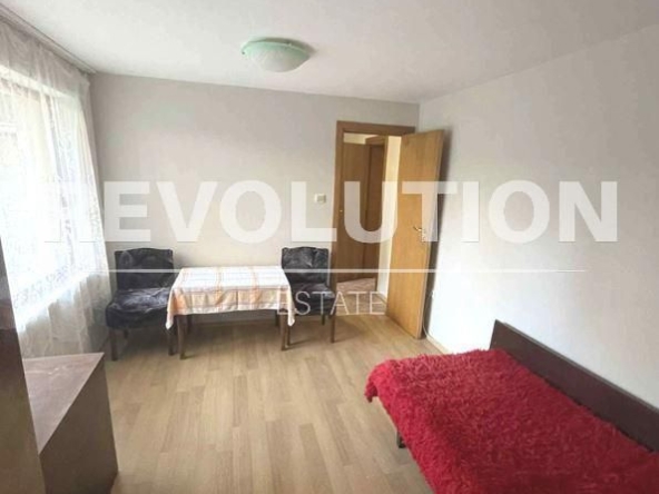 Дава се под наем Двустаен апартамент в Варна, Лятно кино Тракия - 42 кв.м за 300 € - Снимка #1